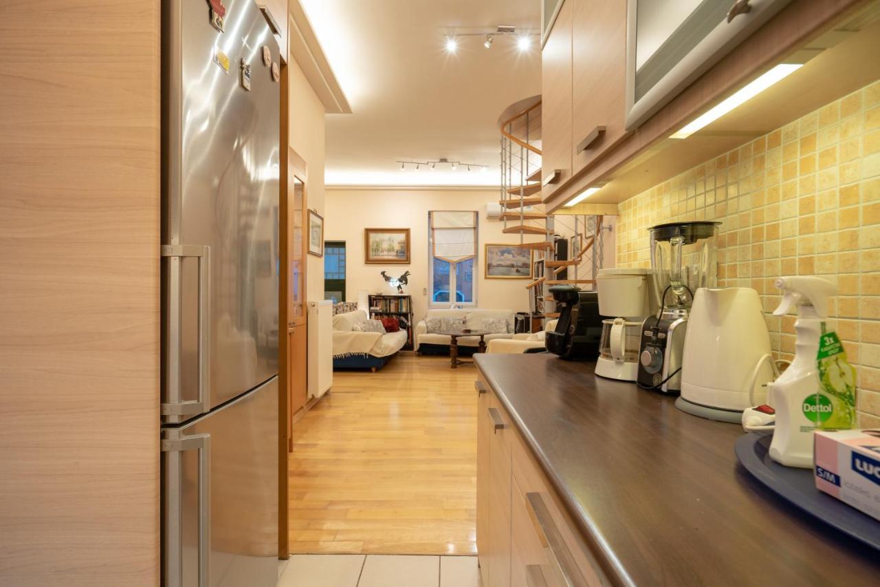Acropolis Metro St.3 Bedrοοms 6 Persons Maisonette Athena Bagian luar foto