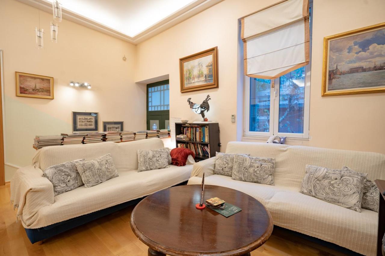 Acropolis Metro St.3 Bedrοοms 6 Persons Maisonette Athena Bagian luar foto