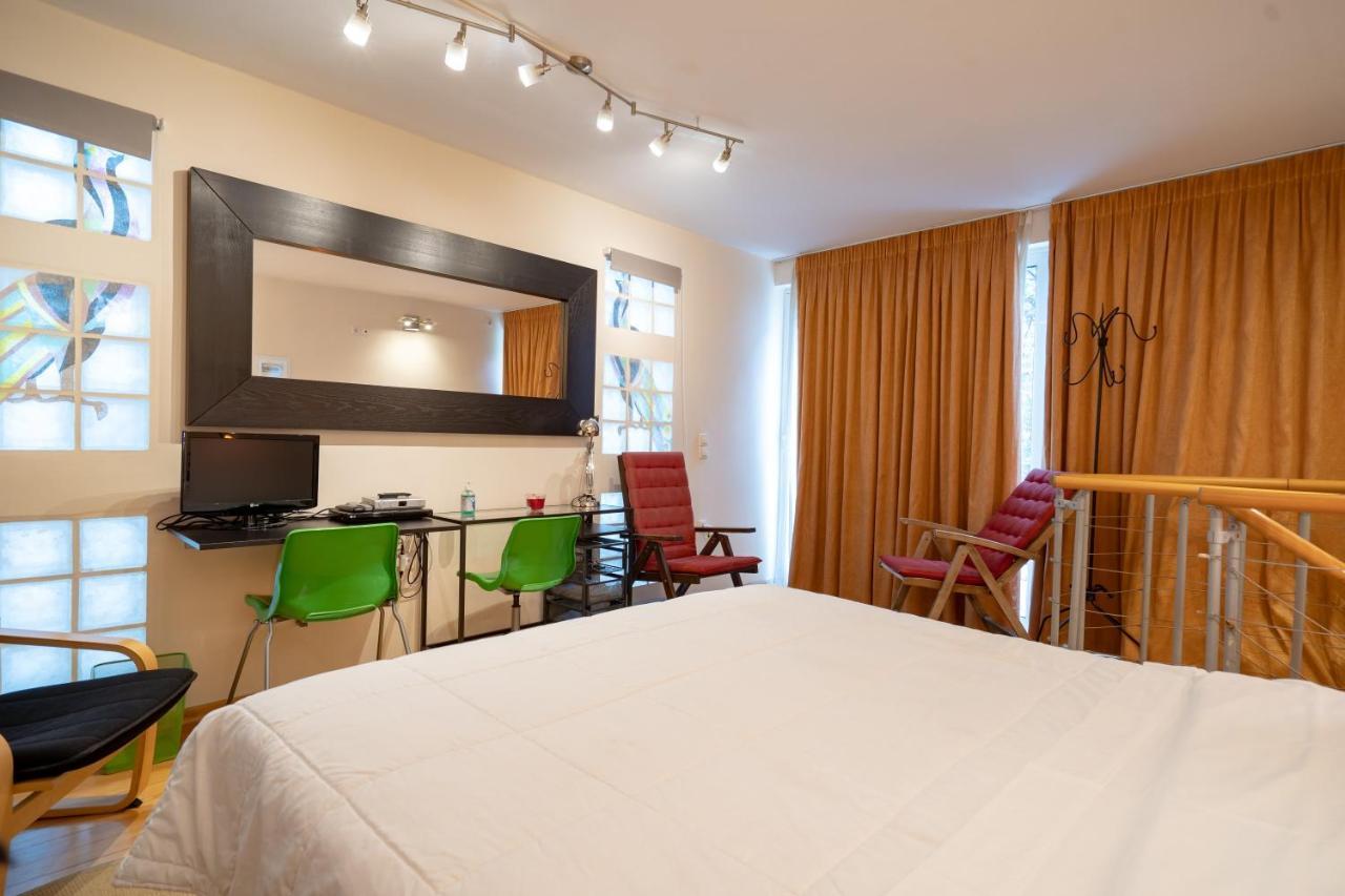 Acropolis Metro St.3 Bedrοοms 6 Persons Maisonette Athena Bagian luar foto