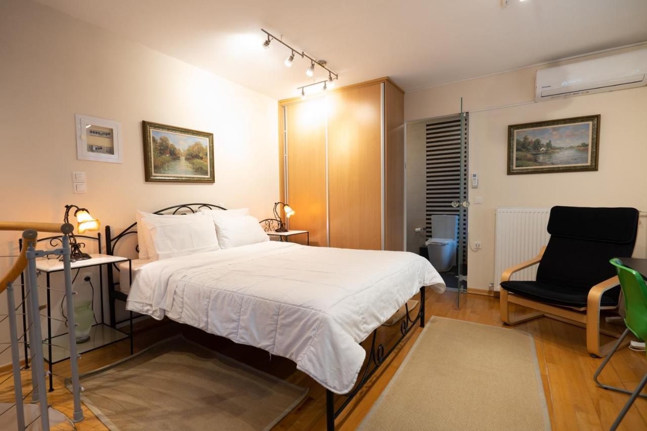 Acropolis Metro St.3 Bedrοοms 6 Persons Maisonette Athena Bagian luar foto