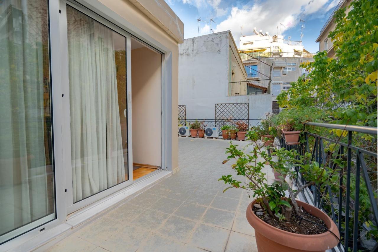 Acropolis Metro St.3 Bedrοοms 6 Persons Maisonette Athena Bagian luar foto