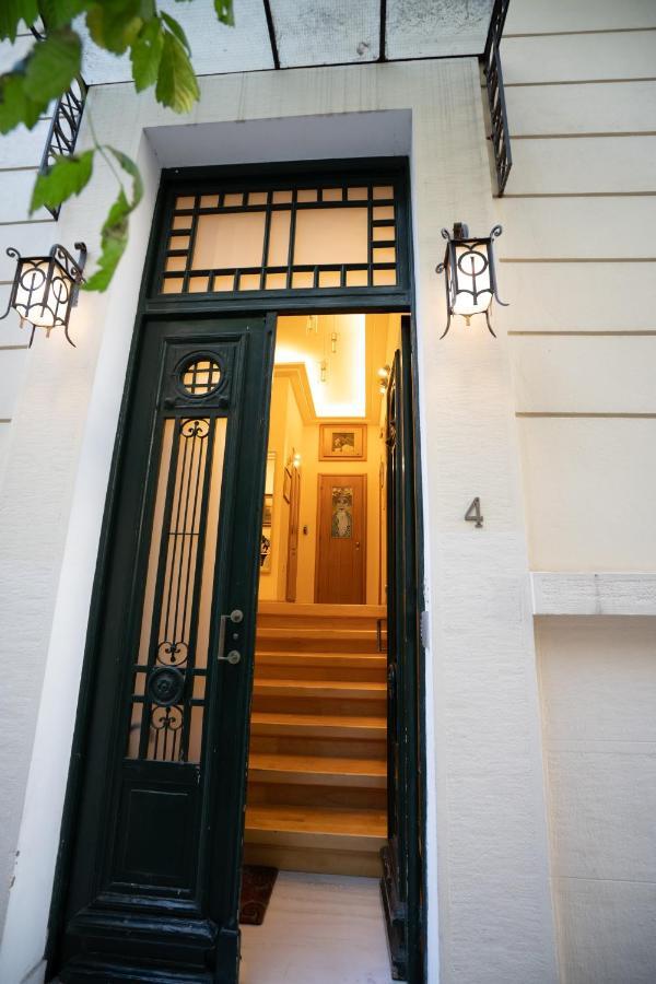 Acropolis Metro St.3 Bedrοοms 6 Persons Maisonette Athena Bagian luar foto